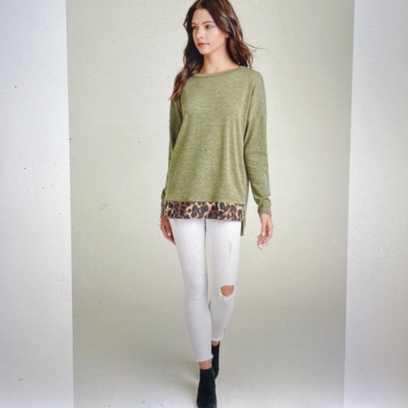 Green with leopard panel long-sleeved  shirt - Picture 2 of 4
